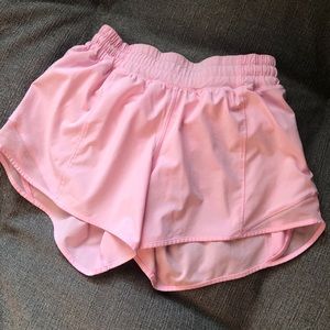 Lululemon Hotty Hot Short (Tall) pink